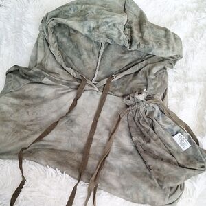 NWOT Hello Mello Green Tie-Dye Lounge Hoodie with Pouch